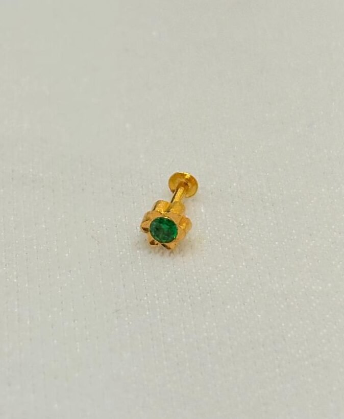 22KT Gold Nose Pin with Zircon Stone / Unisex Men’s Stud – 0.280 Gram | BIS Hallmark