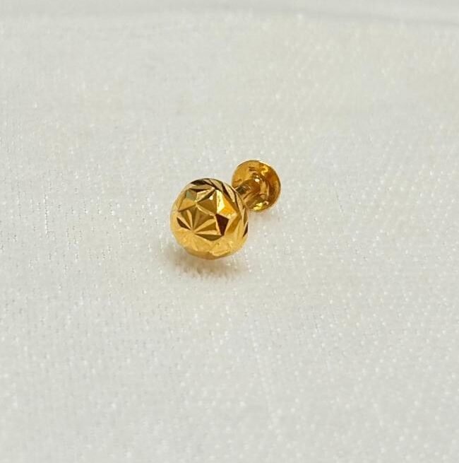 22KT Gold Nose Pin / Unisex Men’s Earring – 0.403 Gram | BIS Hallmark